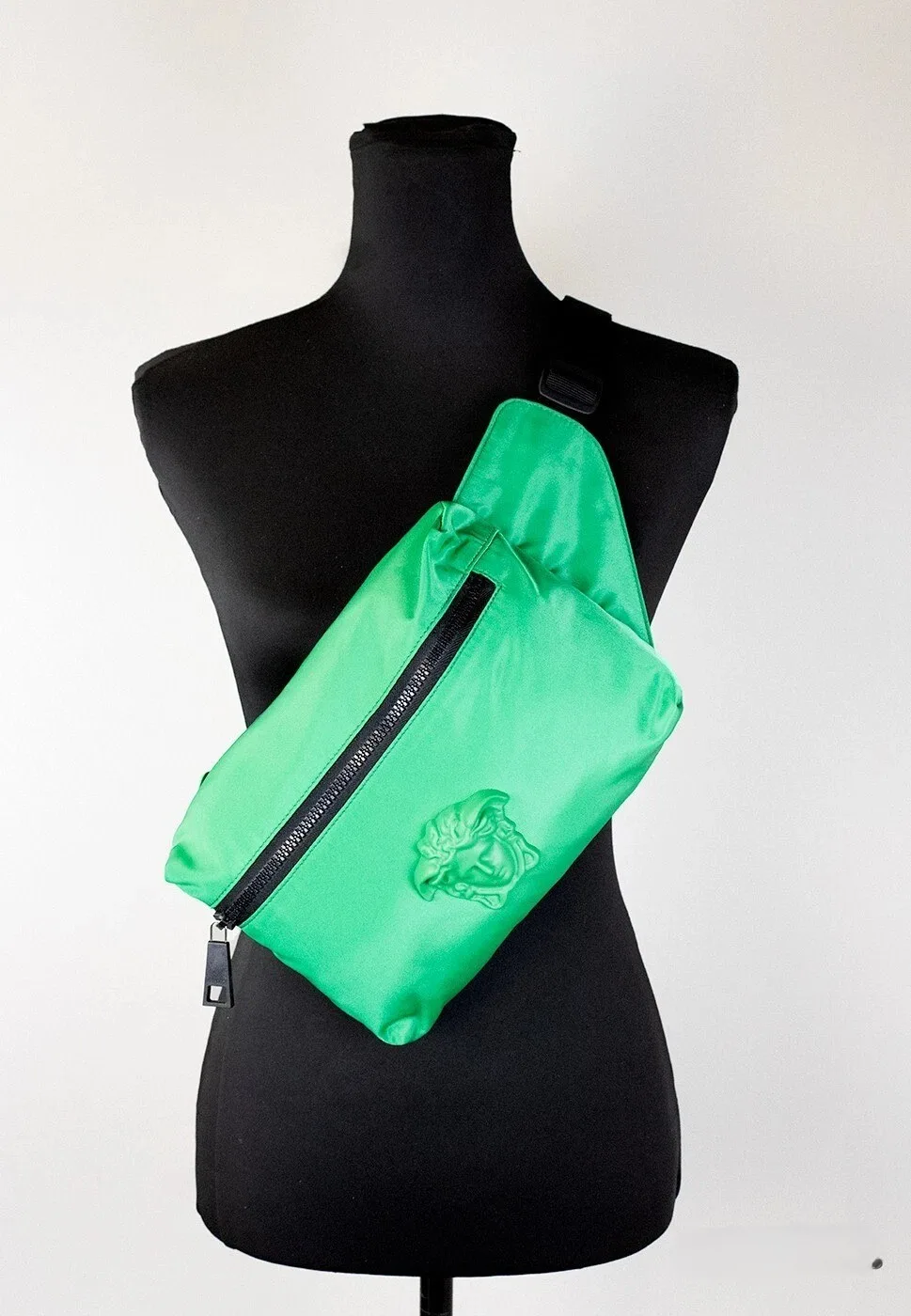 Versace Small Bright Green Nylon Matte Medusa Belt Bag Waist Fanny Pack Purse - Image 4