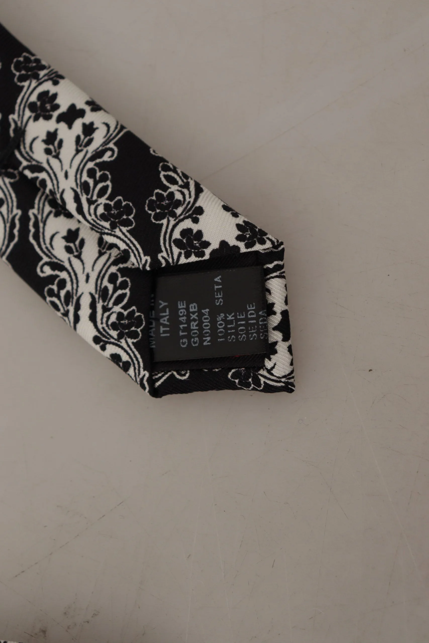 Black White Flower 100% Silk Print Adjustable Accessory Tie - Image 6