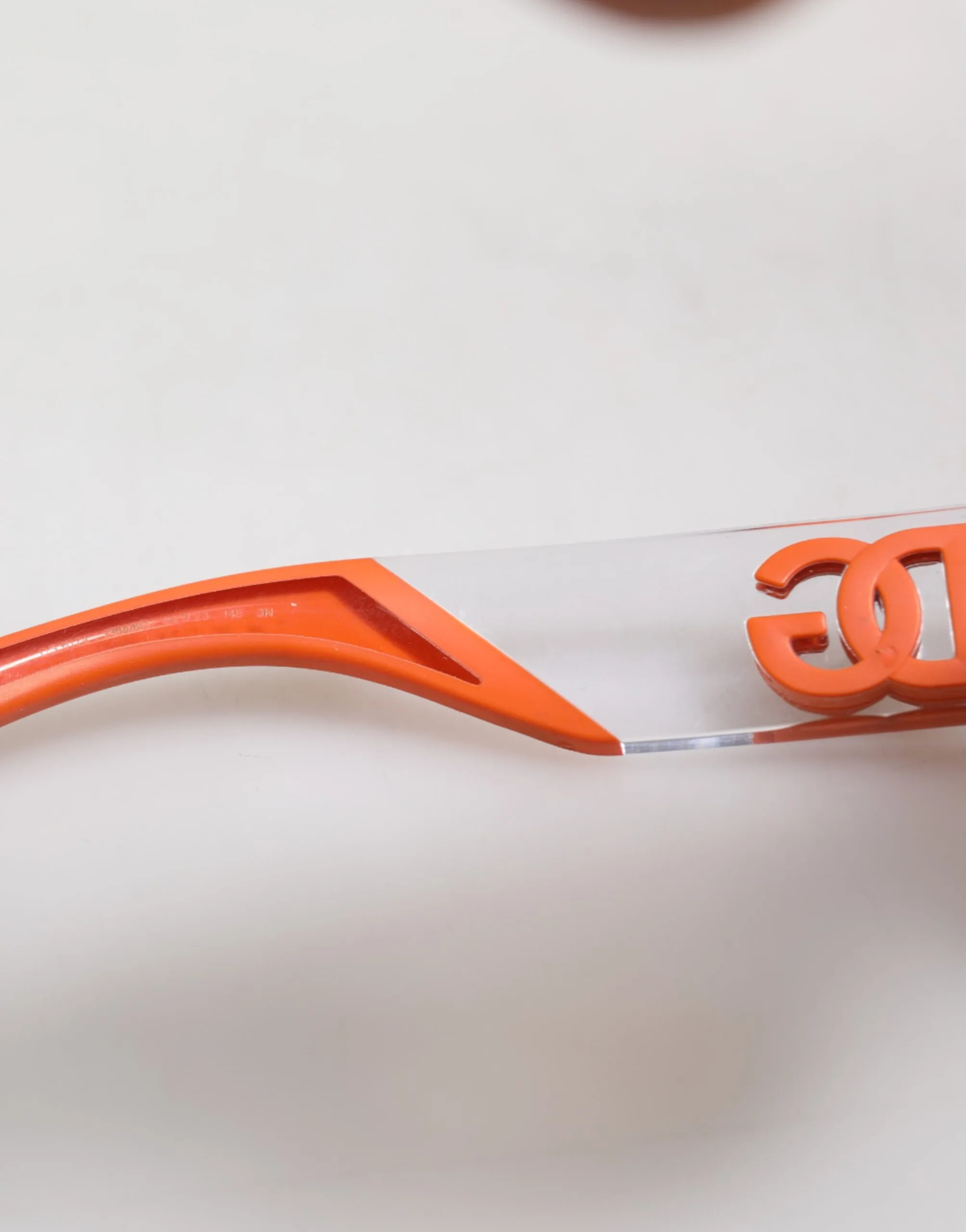 Orange Reborn To Live Oval Frame Logo Eyewear Sunglasses - Image 4